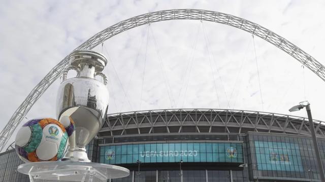 英国-爱尔兰放弃申办2030世界杯，转攻2028欧洲杯